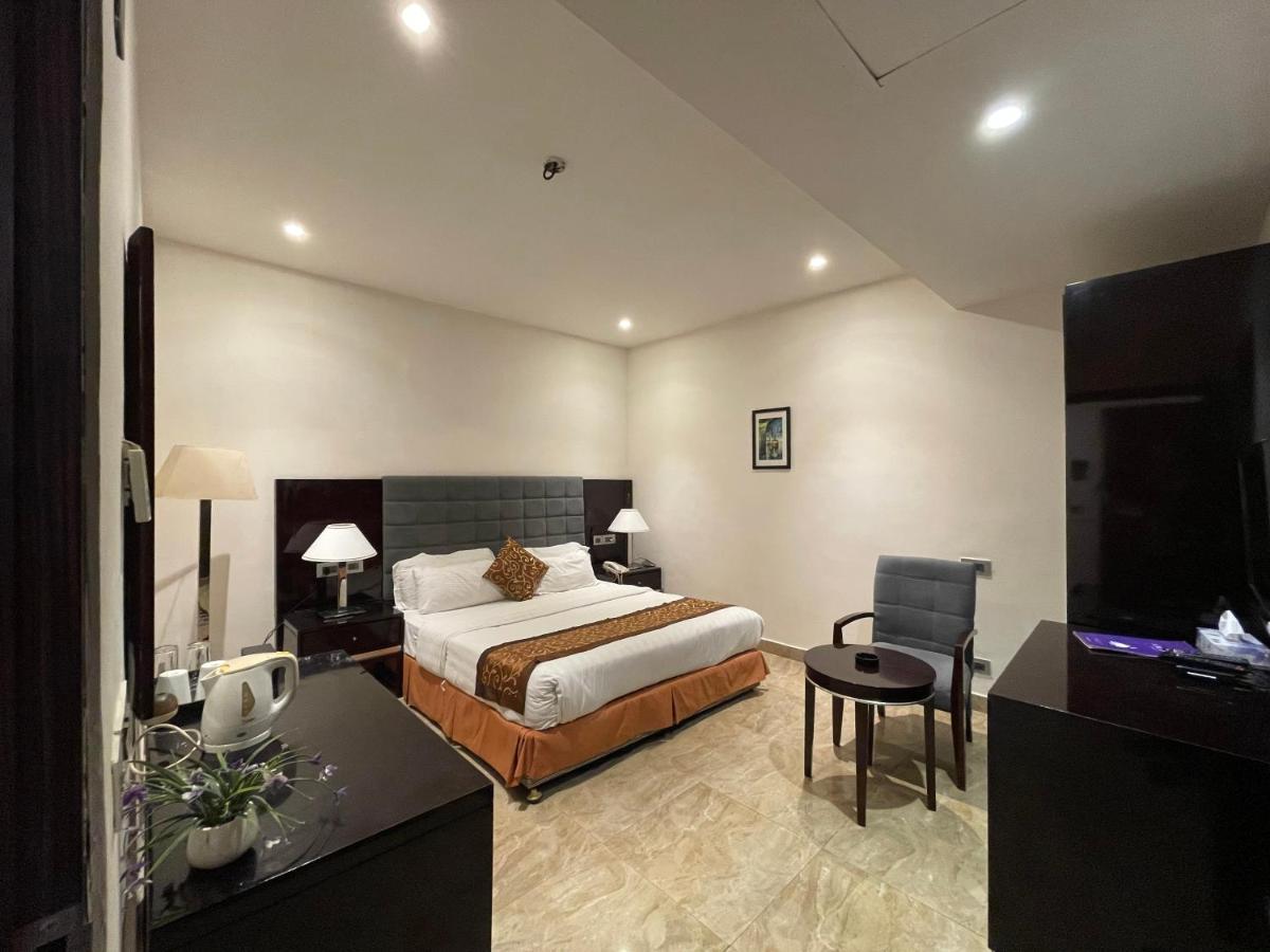 Central Boutique Hotel Moradabad Luaran gambar